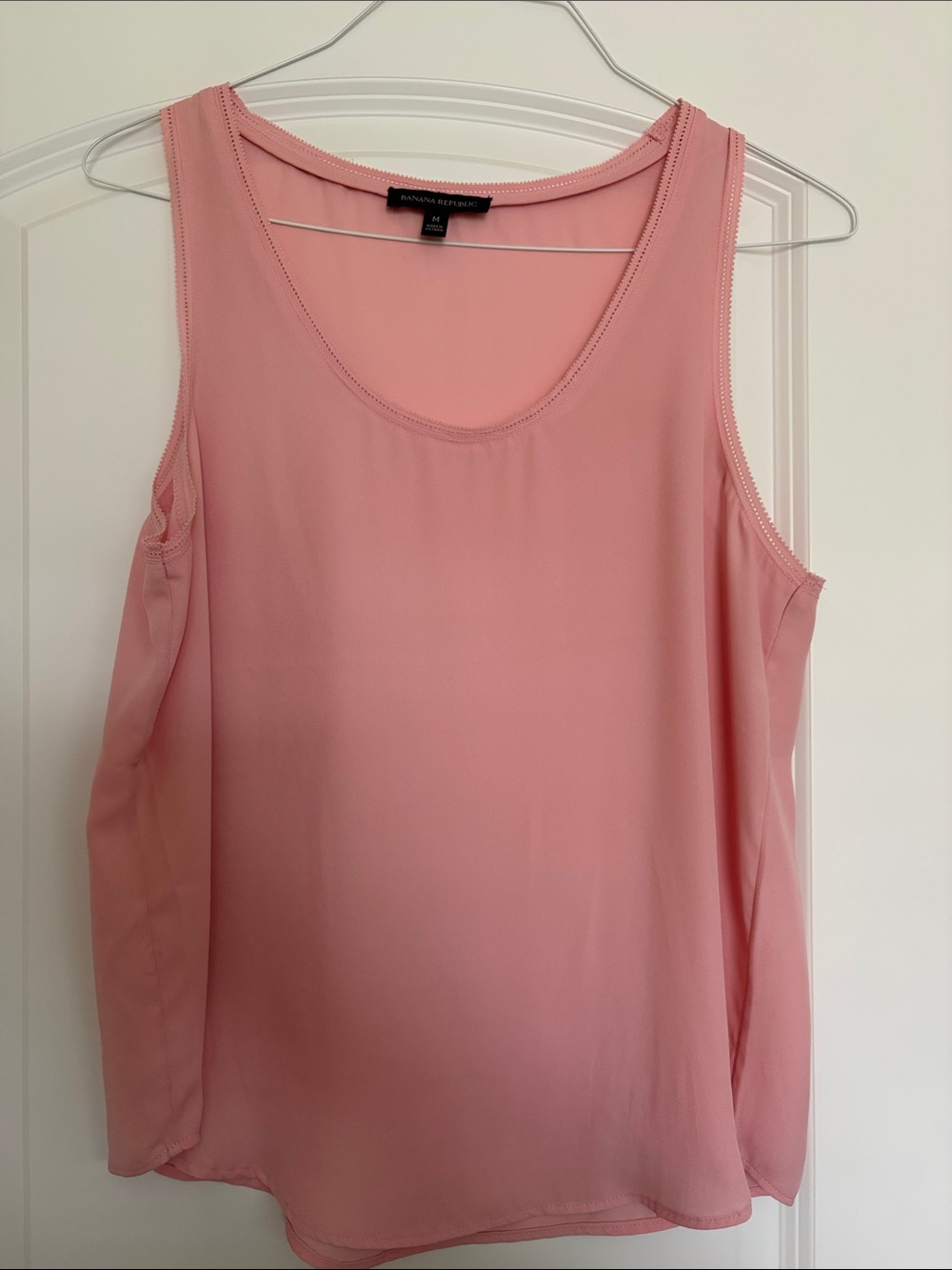 Banana Republic Soft Pink Scoop Neck Chiffon Camisole